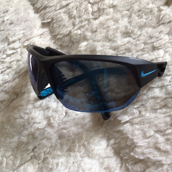 Nike Skylon Ace EV0525 045 Sport Sunglasses by Nike Max Optics Made in Italy - Picture 4 of 16